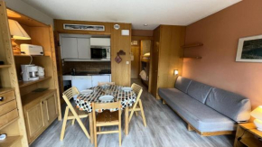 Résidence Les Eperonnelles - Studio pour 4 personnes situé à Méribel Altiport, proche des pistes de ski et du golf MAE-2944